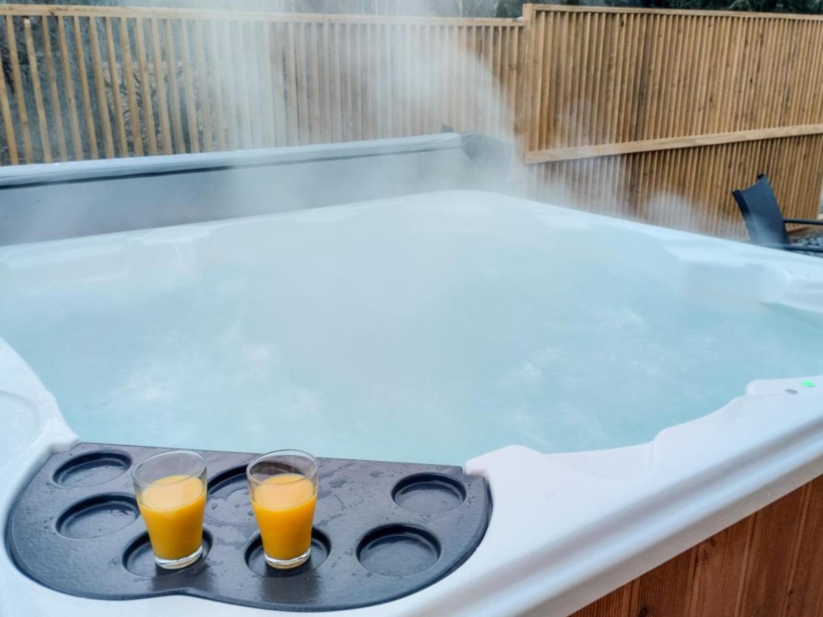 Projekt Swit - Domki Z Prywatna Jacuzzi I Sauna Żywiec エクステリア 写真